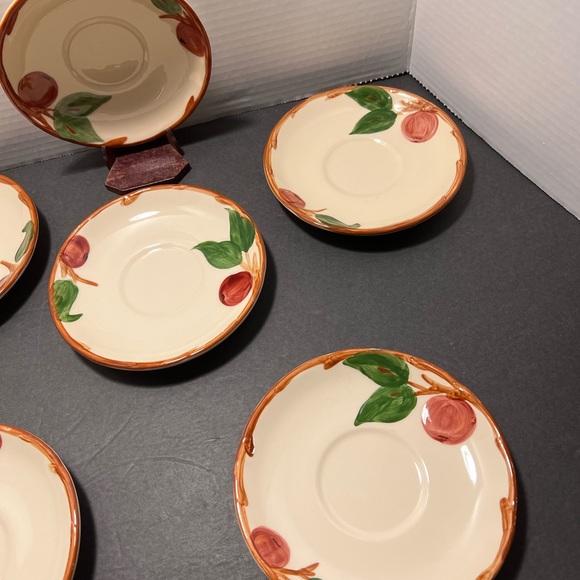 6 Franciscan ware apple pattern vintage saucers - Picture 3 of 7